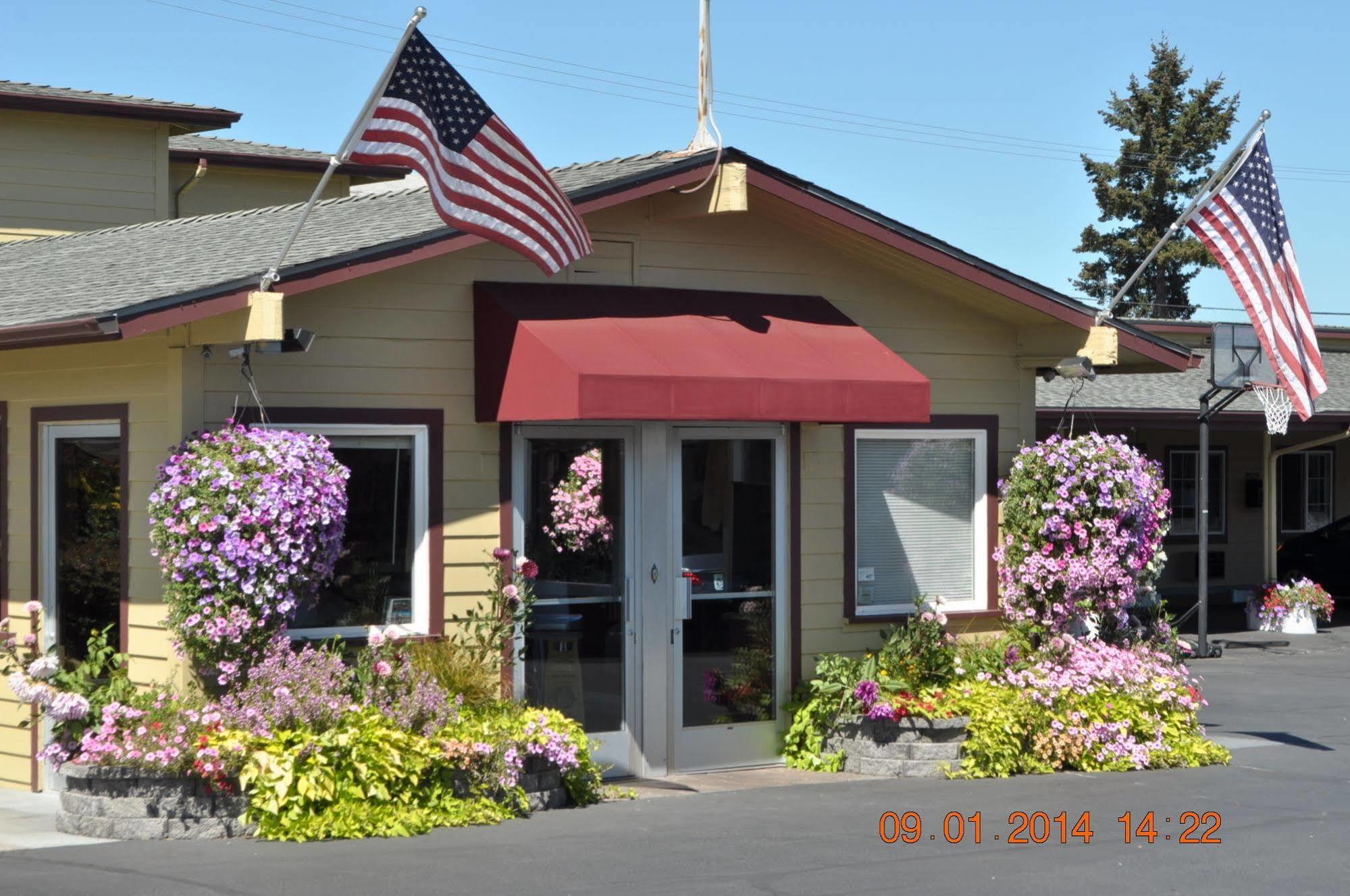 Rodeway Inn Medford Exterior foto